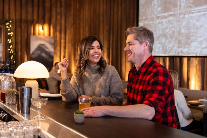 People at a bar